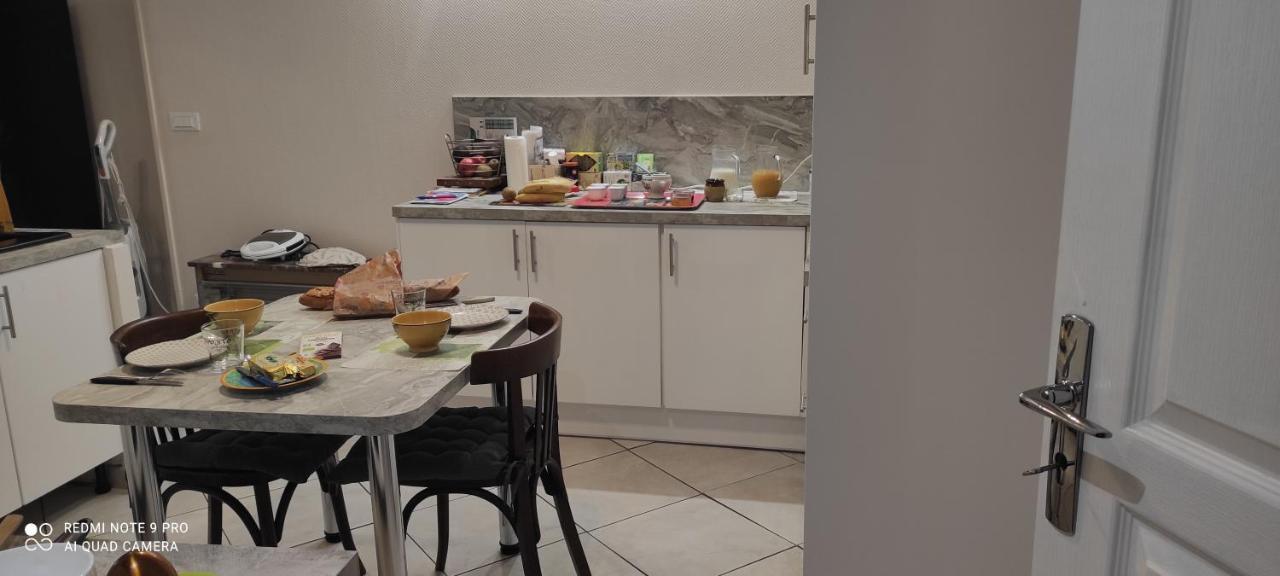 Les Plaisirs De La Ruralite Διαμέρισμα Vendresse Εξωτερικό φωτογραφία